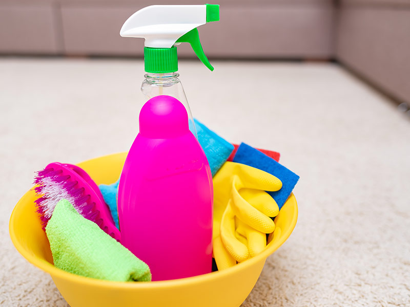 اقلام مورد نیاز برای تمیزکاری فرش